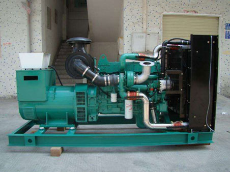 叙永1100kw康明斯柴油发电机组图片 叙永1100kw康明斯柴油发电机组图片